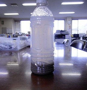 凝集剤の分量が多すぎた処理水